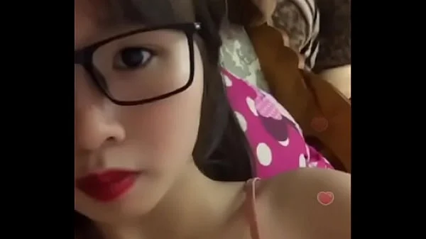E hàng tồn